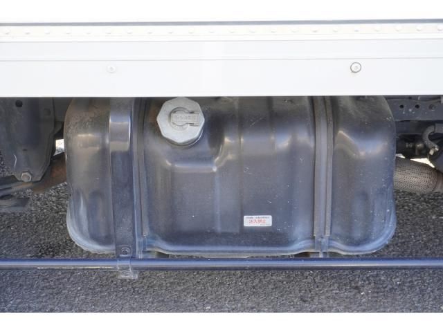 ISUZU ELF 2018 Image 31