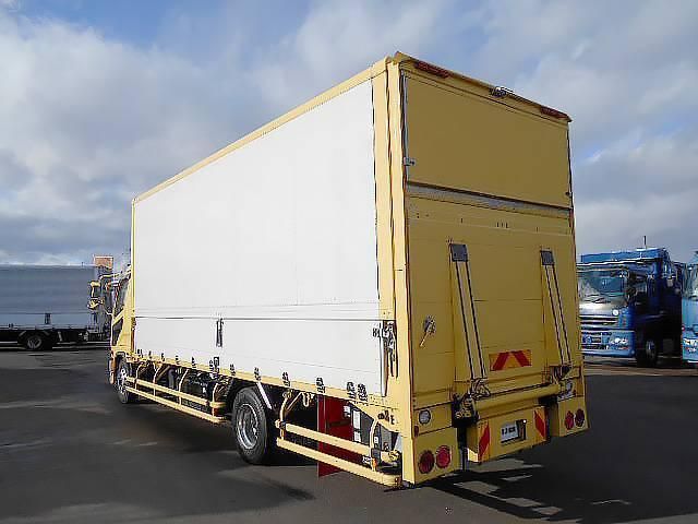 MITSUBISHI FUSOU FIGHTER 2013 Image 31