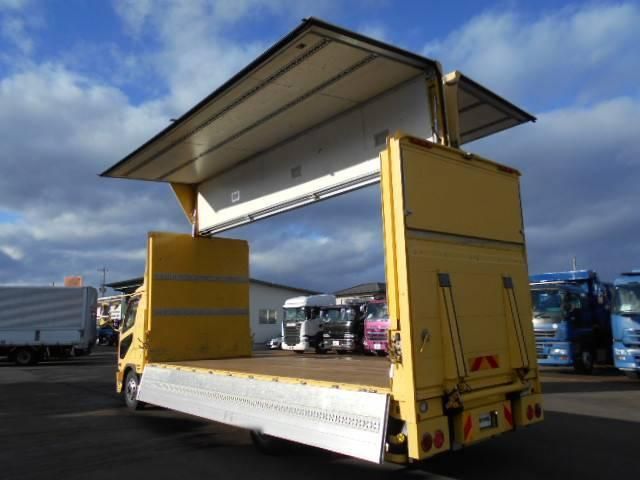 MITSUBISHI FUSOU FIGHTER 2013 Image 31