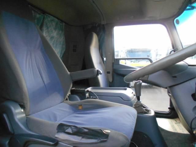 MITSUBISHI FUSOU FIGHTER 2013 Image 31