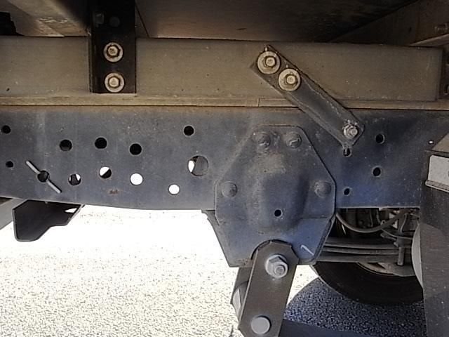 ISUZU ELF 2016 Image 31