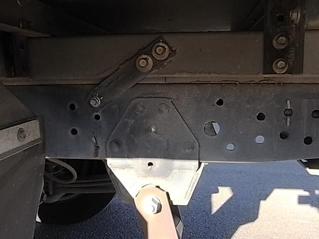 ISUZU ELF 2016 Image 31