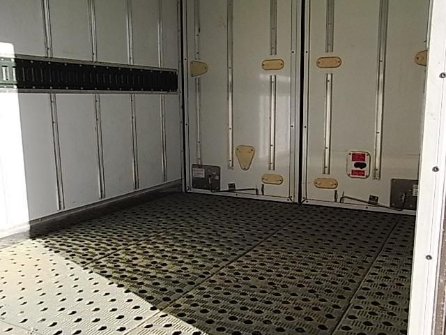 ISUZU ELF 2016 Image 31