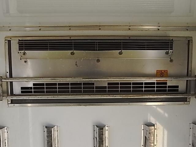 ISUZU ELF 2016 Image 31