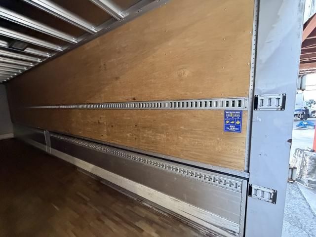 ISUZU GIGA 2018 Image 31