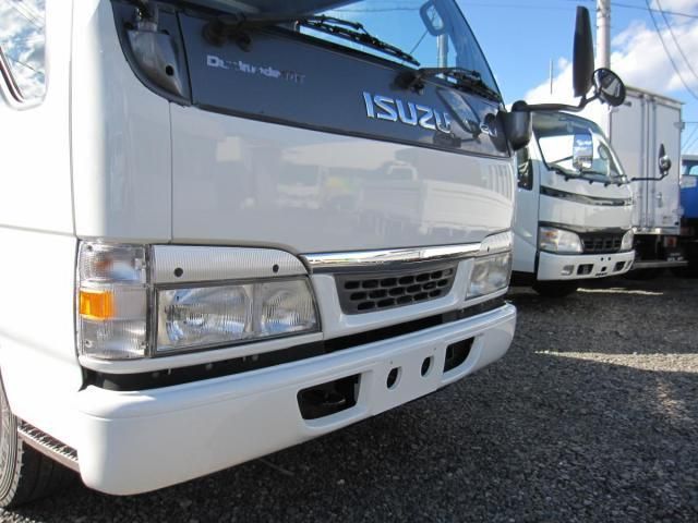 ISUZU ELF 2003 Image 31