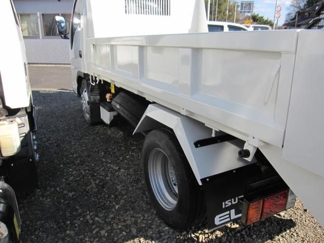 ISUZU ELF 2003 Image 31