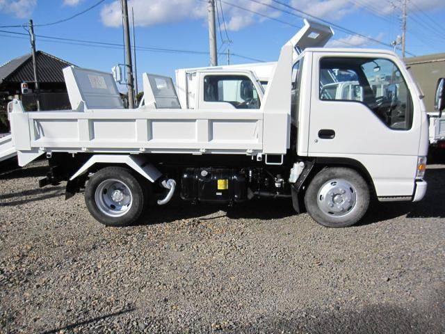 ISUZU ELF 2003 Image 31