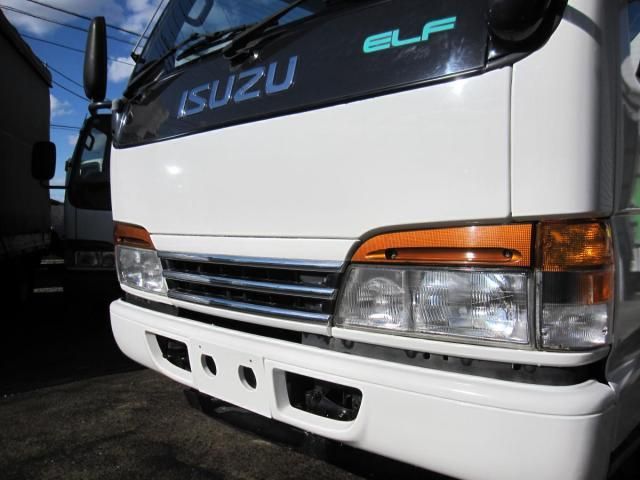 ISUZU ELF 2000 Image 31
