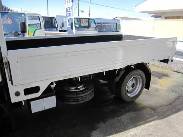 ISUZU ELF 2000 Image 31