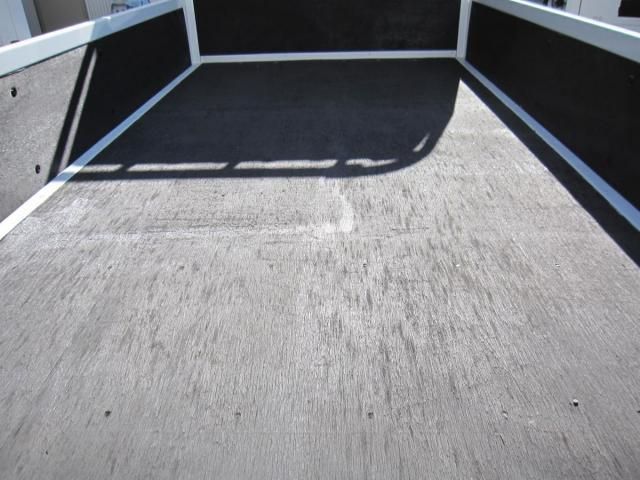 ISUZU ELF 2000 Image 31