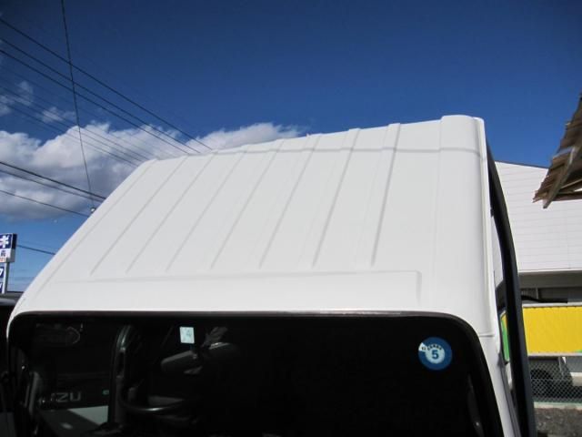ISUZU ELF 2000 Image 31