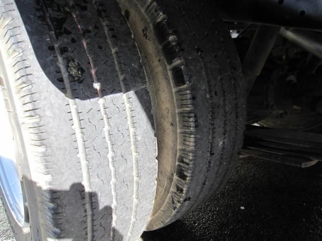 ISUZU ELF 2000 Image 31