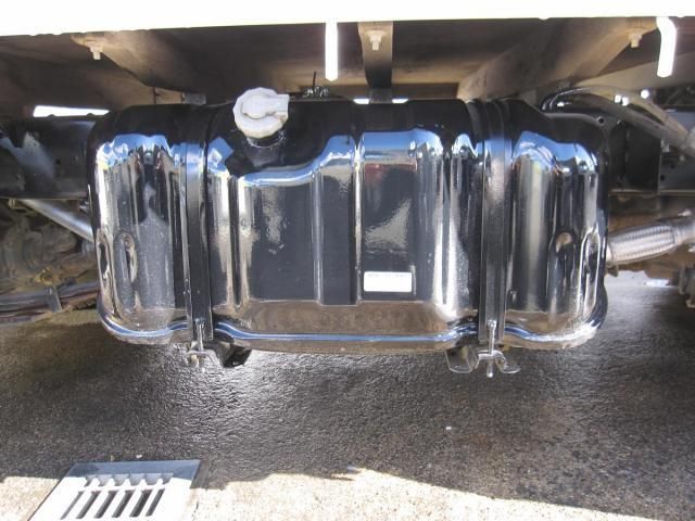 ISUZU ELF 2000 Image 31