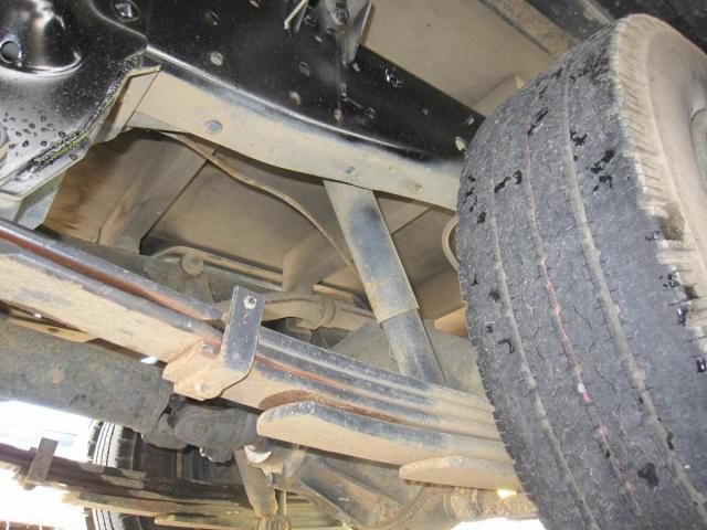 ISUZU ELF 2000 Image 31