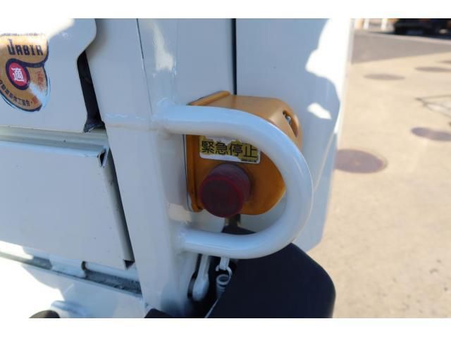 MITSUBISHI CANTER 2020 Image 31