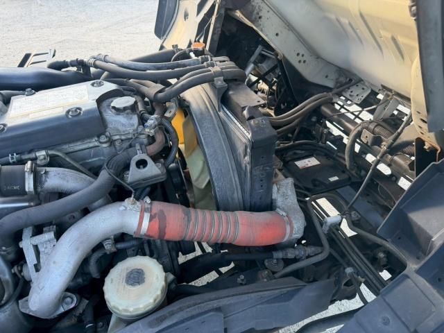 ISUZU FORWARD 2015 Image 31