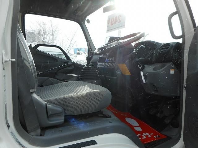 TOYOTA DYNA 2015 Image 31