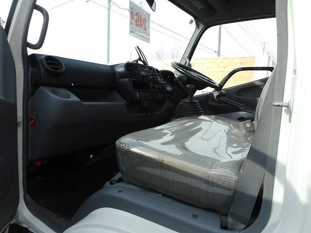 TOYOTA DYNA 2015 Image 31