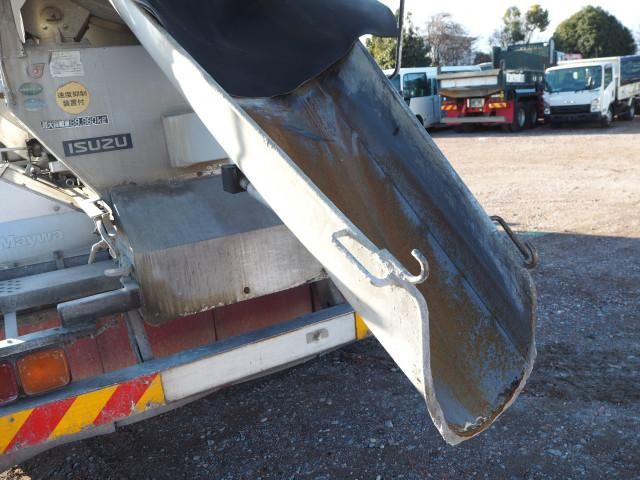 ISUZU GIGA 2015 Image 31