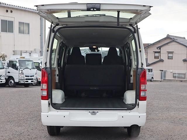 TOYOTA HIACE VAN 2WD 2023 Image 31