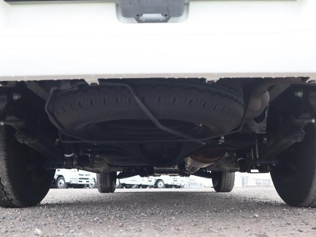 TOYOTA HIACE VAN 2WD 2023 Image 31