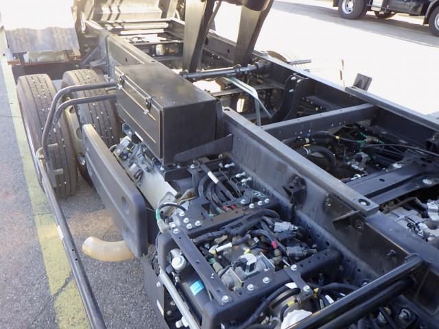 ISUZU FORWARD 2023 Image 31