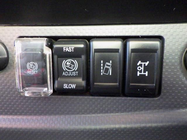 ISUZU FORWARD 2023 Image 31