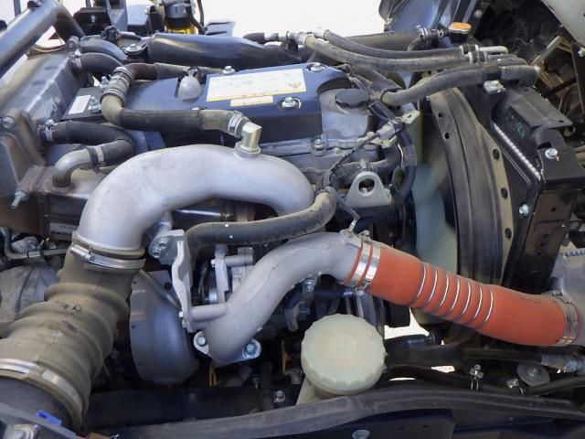 ISUZU FORWARD 2023 Image 31