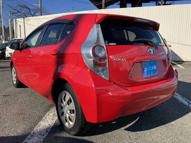 TOYOTA AQUA 2014 Image 31