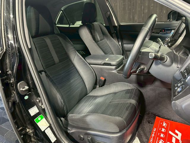 TOYOTA CROWN SEDAN 2013 Image 31