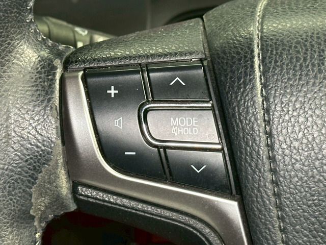 TOYOTA CROWN SEDAN 2013 Image 31