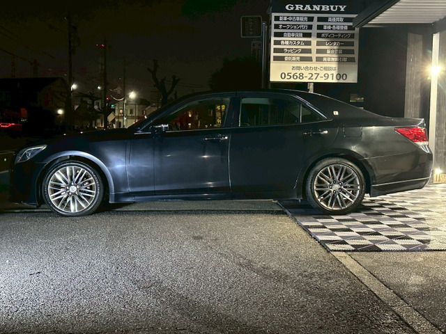 TOYOTA CROWN SEDAN 2013 Image 31