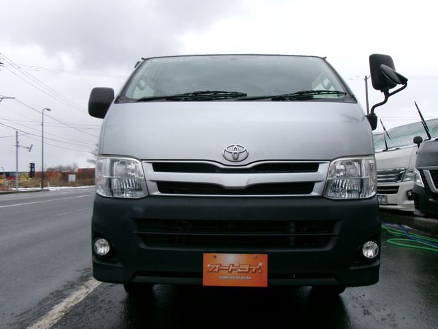 TOYOTA HIACE VAN 4WD 2012 Image 31