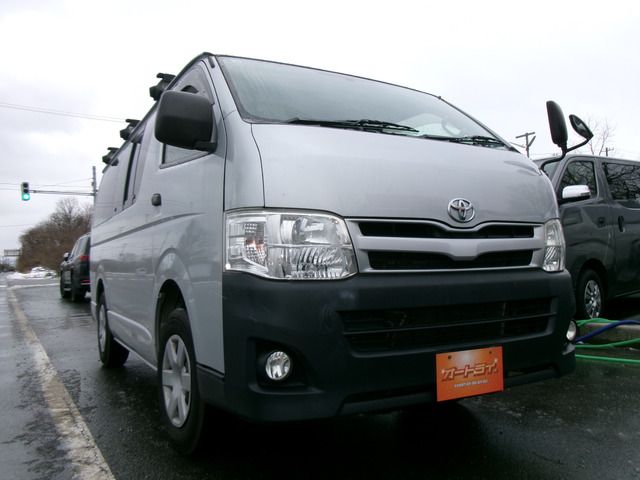 TOYOTA HIACE VAN 4WD 2012 Image 31