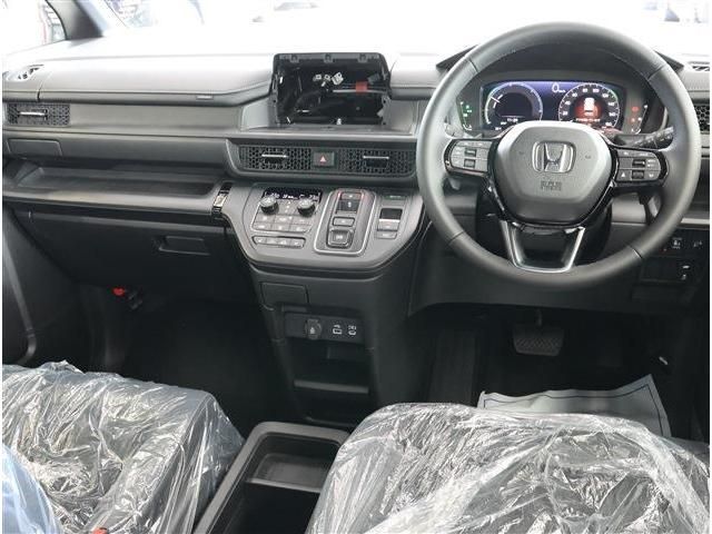 HONDA STEPWAGON E:HEV SPAD 2025 Image 31