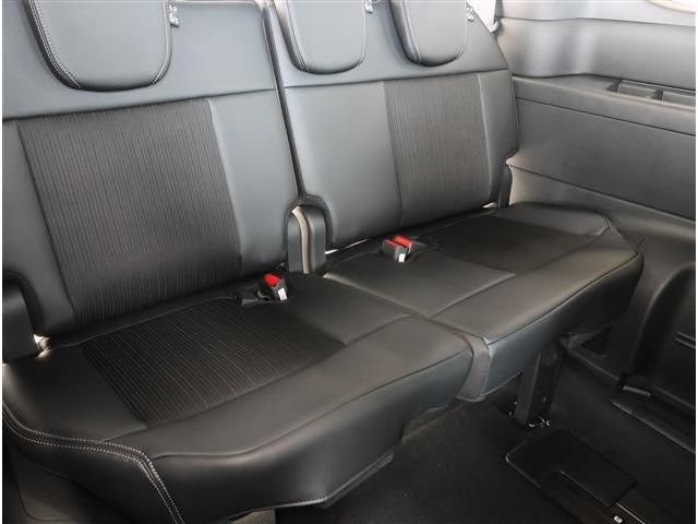 HONDA STEPWAGON E:HEV SPAD 2025 Image 31