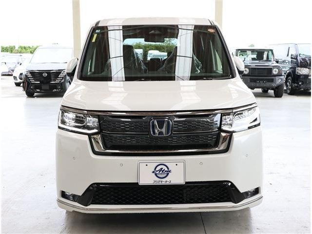 HONDA STEPWAGON E:HEV SPAD 2025 Image 31