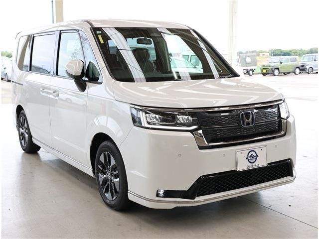 HONDA STEPWAGON E:HEV SPAD 2025 Image 31