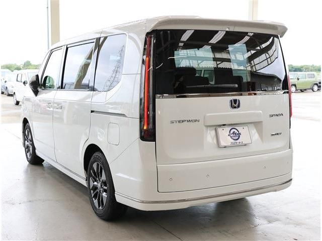 HONDA STEPWAGON E:HEV SPAD 2025 Image 31