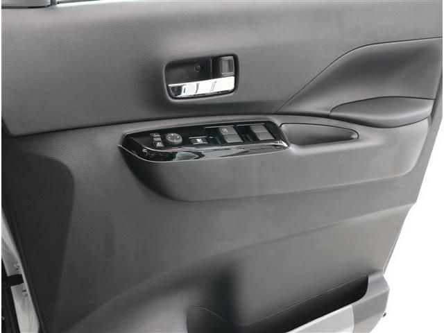 MITSUBISHI DELICA MINI 2025 Image 31