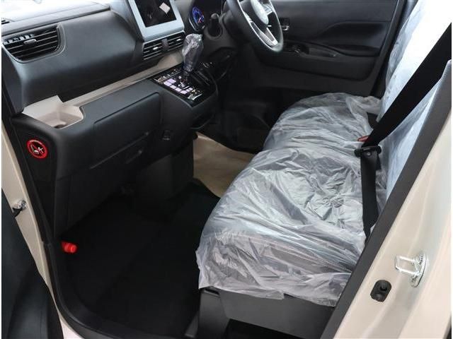 MITSUBISHI DELICA MINI 2025 Image 31