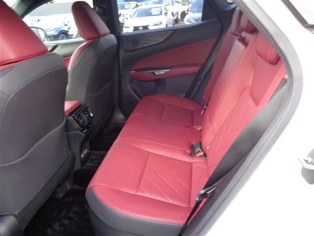 TOYOTA LEXUS NX350H AWD 2022 Image 31