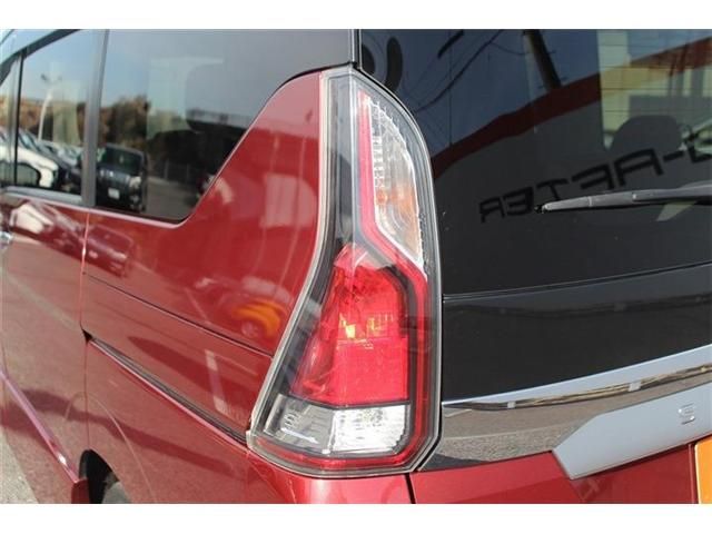 NISSAN SERENA  S-HYBRID 2017 Image 31