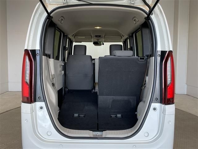 HONDA N BOX 2024 Image 31