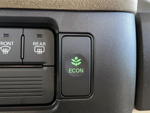 HONDA N BOX 2024 Image 31