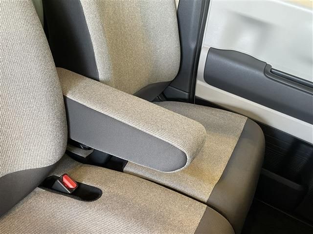 HONDA N BOX 2024 Image 31