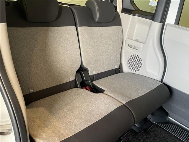 HONDA N BOX 2024 Image 31