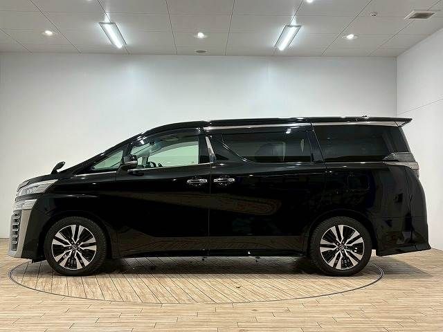 TOYOTA VELLFIRE 2018 Image 31