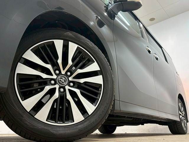 TOYOTA VELLFIRE 2018 Image 31